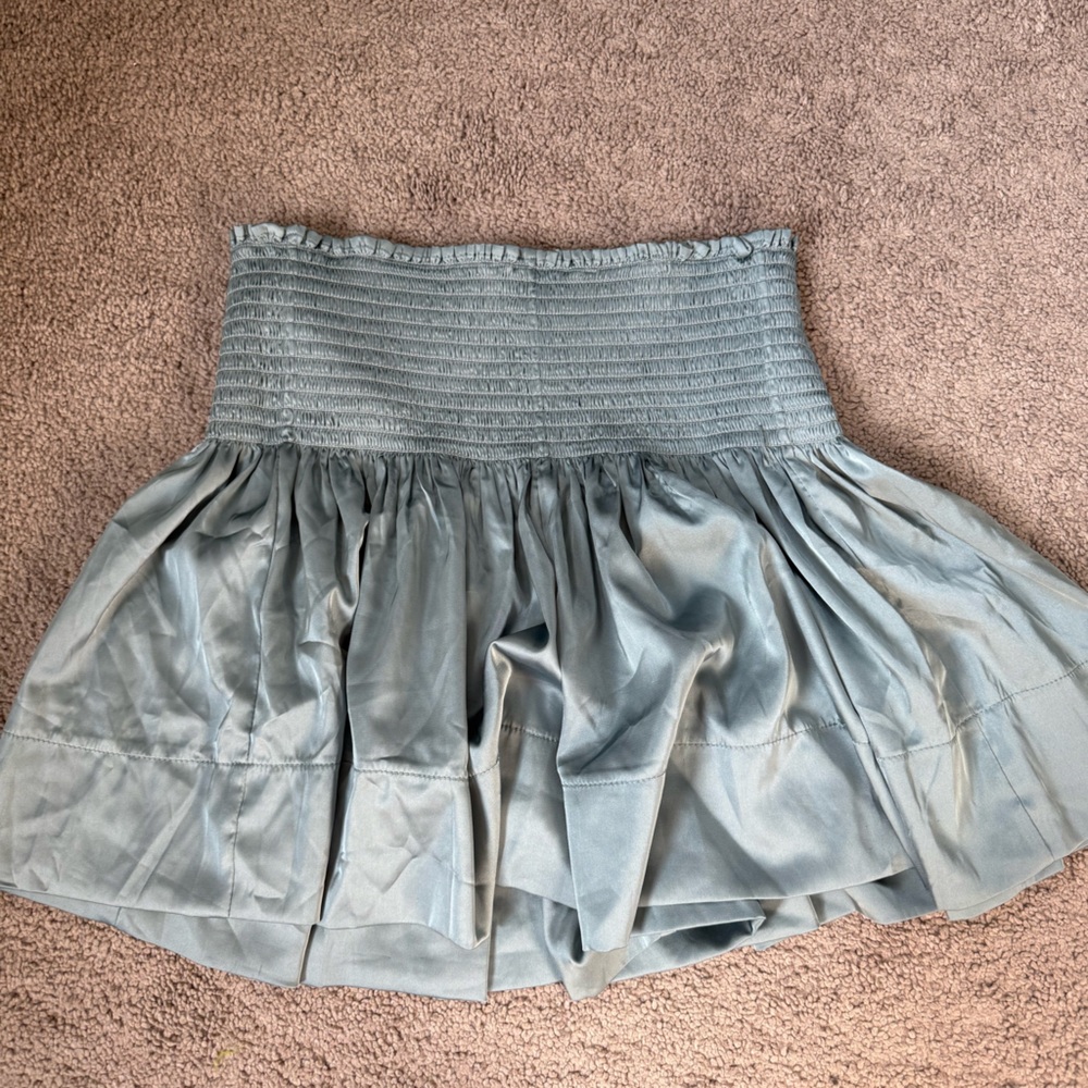 Natural life silky shorts